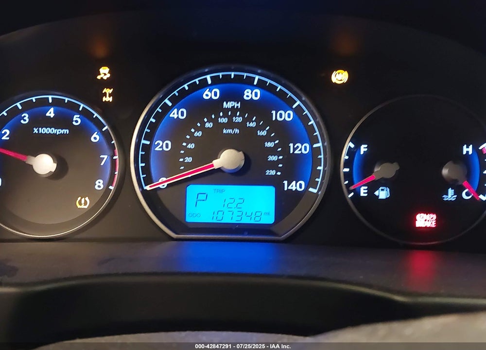 2011 HYUNDAI SANTA FE SE VIN: 5XYZHDAG2BG062645