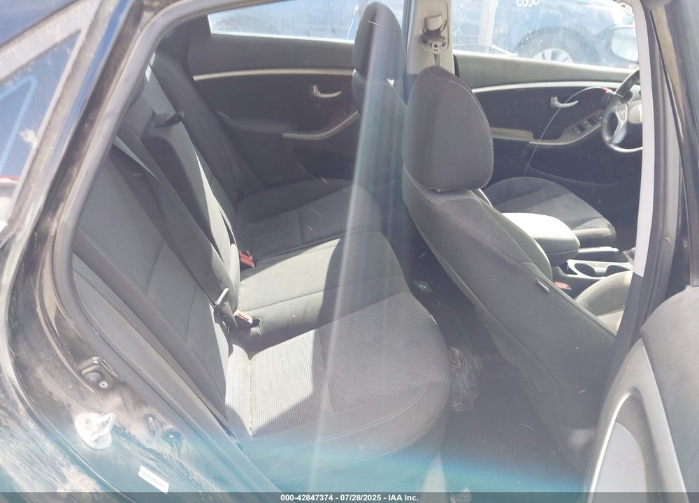 2013 HYUNDAI ELANTRA GT VIN: KMHD35LE3DU111519