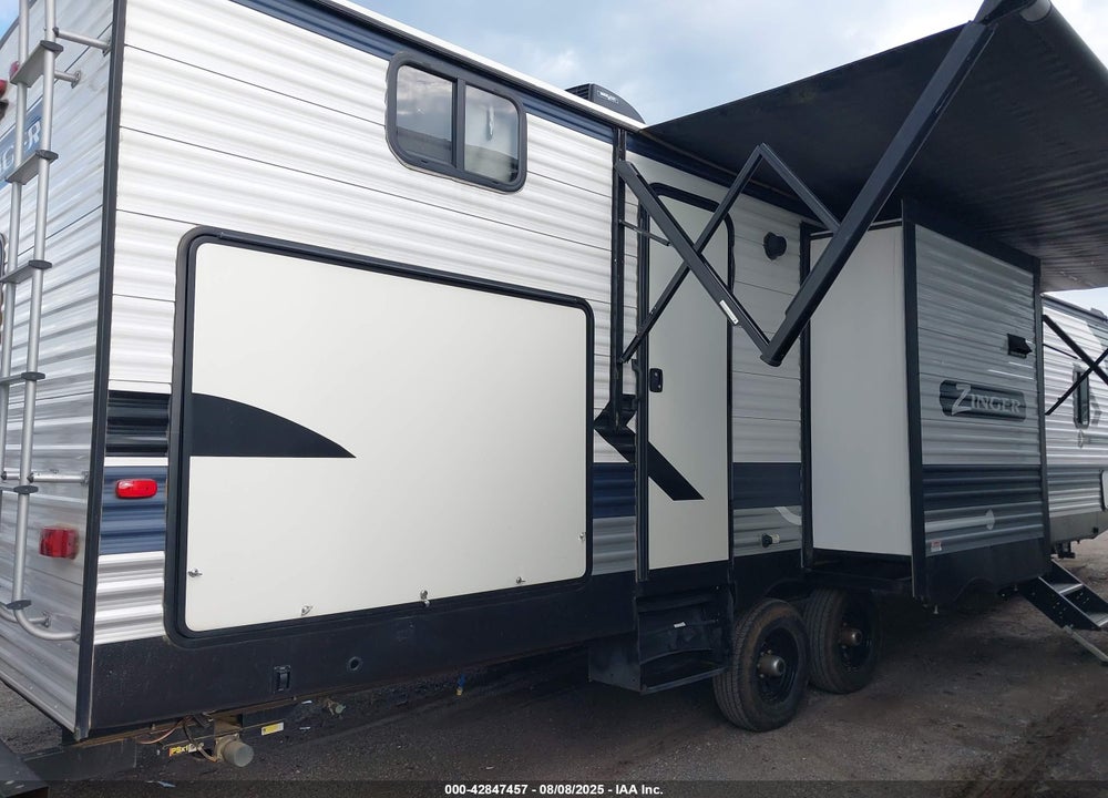 2021 CROSSROADS ZINGER 331BH VIN: 4YDT3312XMS372989