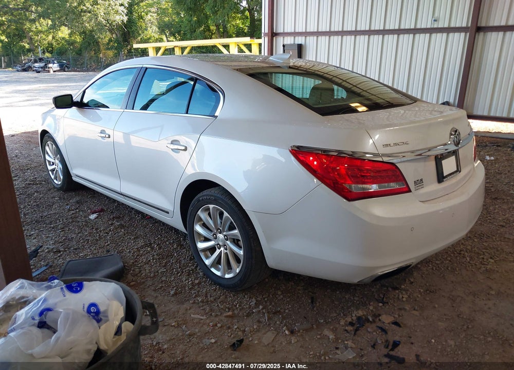 2015 BUICK LACROSSE VIN: 1G4GB5G30FF245131