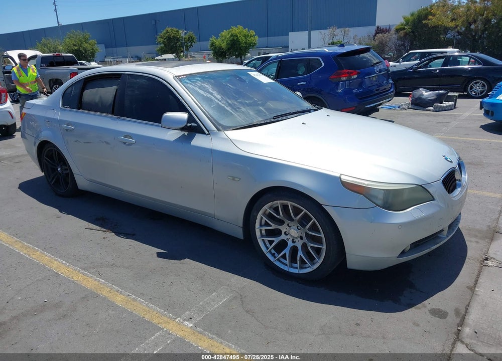 2005 BMW 545I VIN: WBANB33555B089081