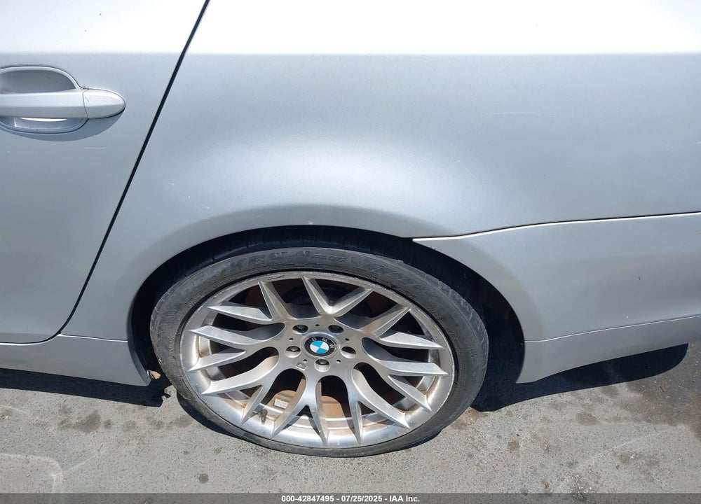 2005 BMW 545I VIN: WBANB33555B089081