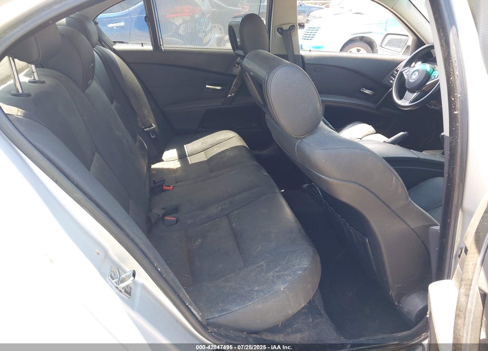 2005 BMW 545I VIN: WBANB33555B089081