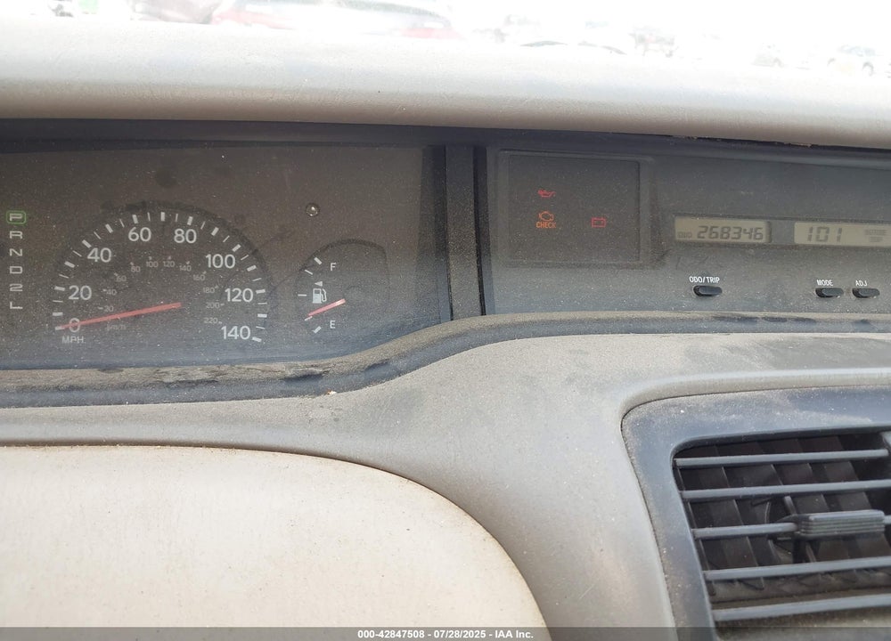 2003 TOYOTA AVALON XL VIN: 4T1BF28B43U305101