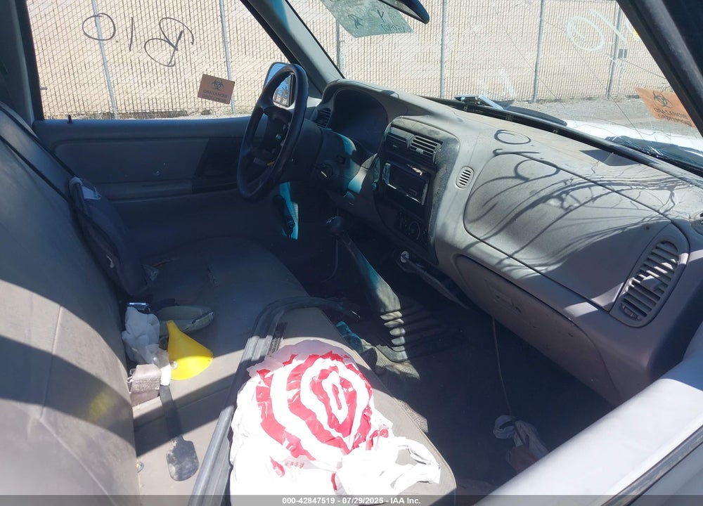 1995 MAZDA B2300 VIN: 4F4CR12A1STM31065