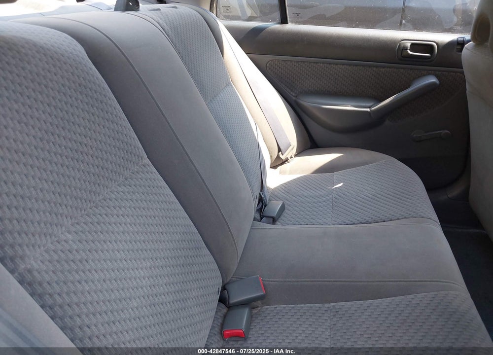 2005 HONDA CIVIC VIN: 2HGES16415H554961