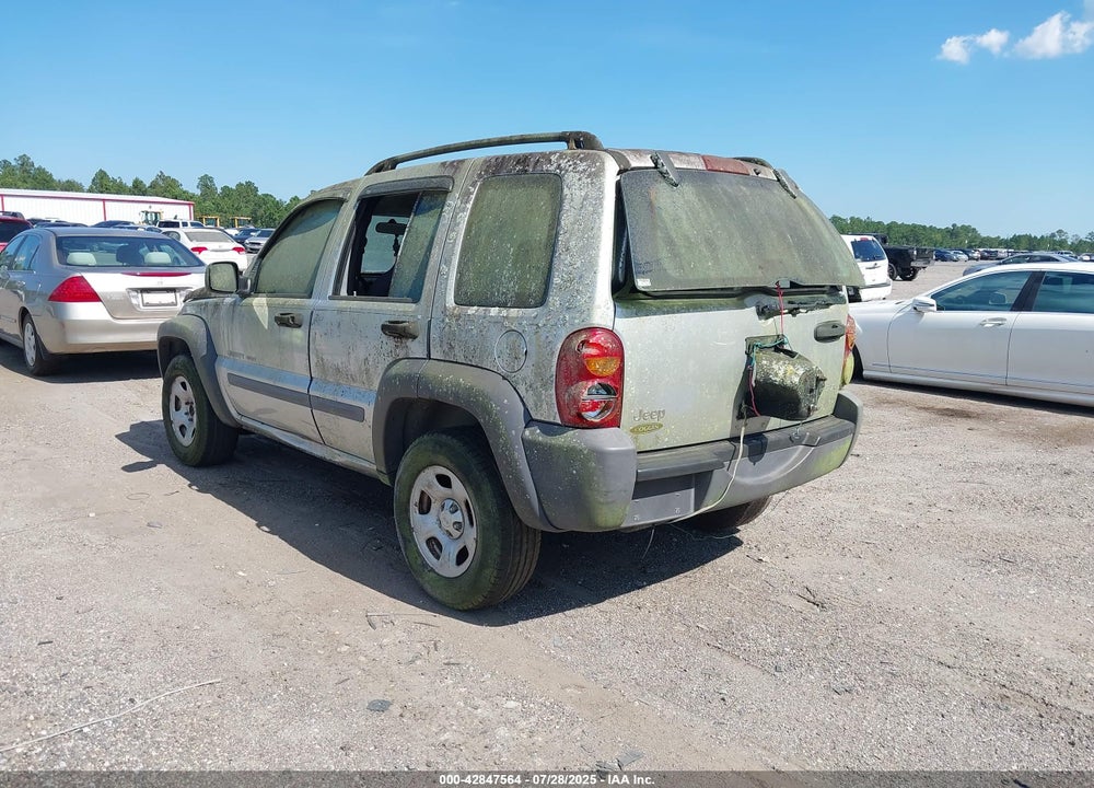 2003 JEEP LIBERTY VIN: 1J4GK48K33W575212