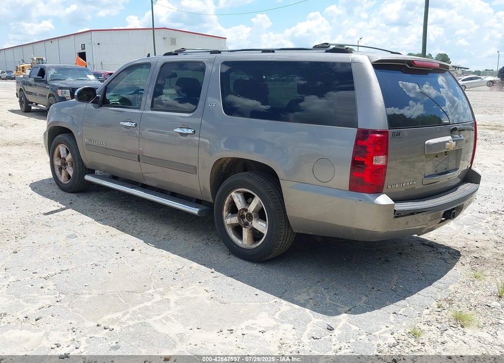 2007 CHEVROLET SUBURBAN 1500 VIN: 3GNFC16007G175621