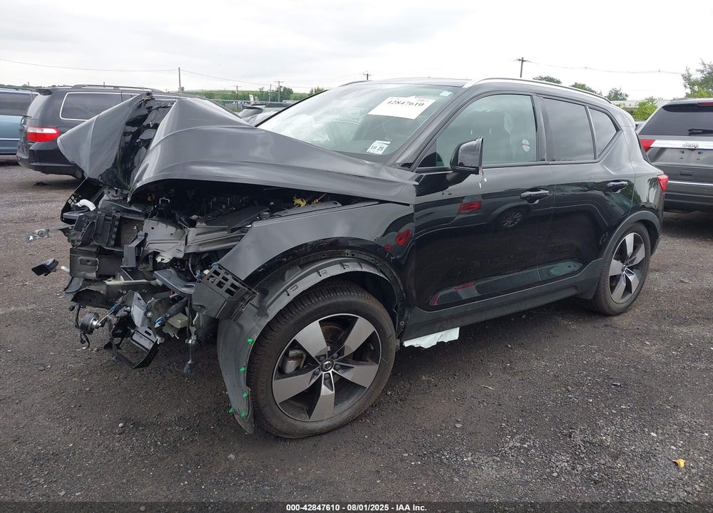 2021 VOLVO XC40 VIN: YV4162UK9M2432149