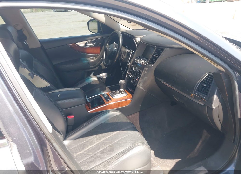 2009 INFINITI FX35 VIN: JNRAS18W09M155568