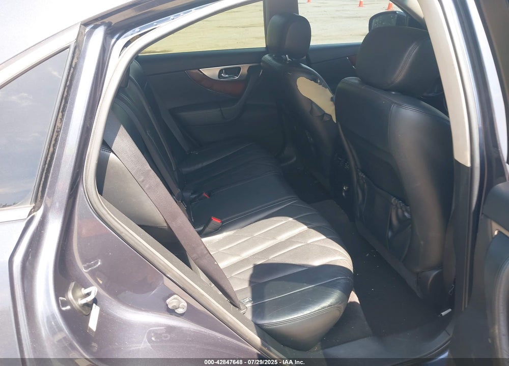 2009 INFINITI FX35 VIN: JNRAS18W09M155568