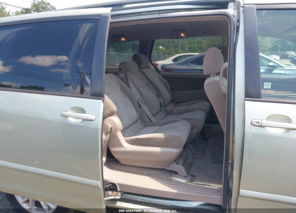 2007 TOYOTA SIENNA LE VIN: 5TDZK23C77S072730