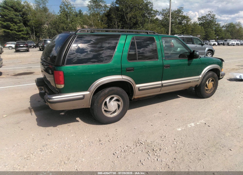 1999 CHEVROLET BLAZER LS VIN: 1GNDT13W3X2137471
