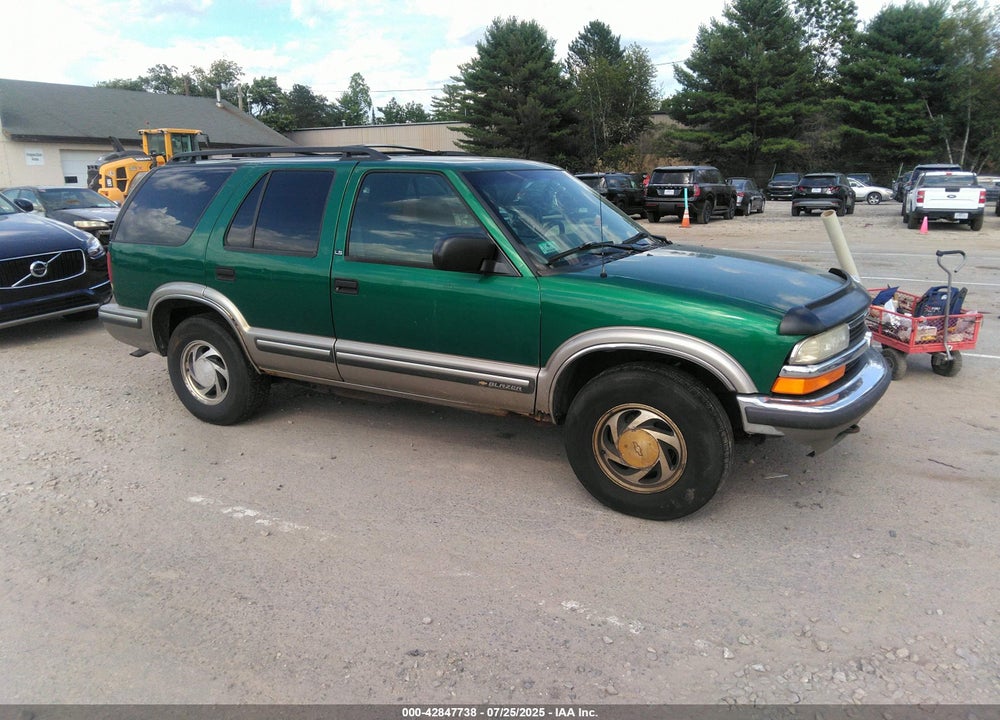 1999 CHEVROLET BLAZER LS VIN: 1GNDT13W3X2137471