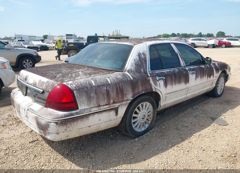 2009 MERCURY GRAND MARQUIS LS (FLEET ONLY) VIN: 2MEHM75V09X608635