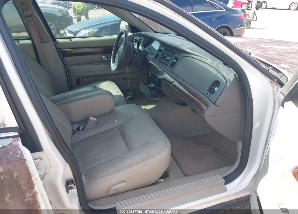 2009 MERCURY GRAND MARQUIS LS (FLEET ONLY) VIN: 2MEHM75V09X608635