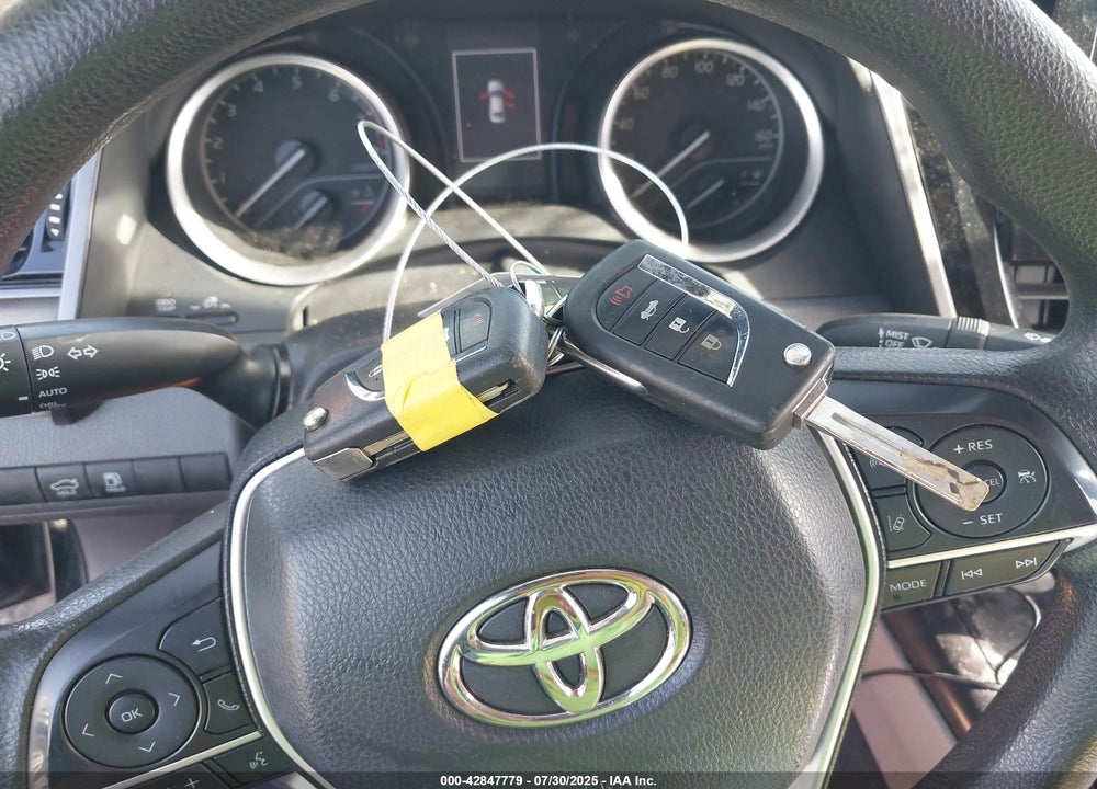 2021 TOYOTA CAMRY LE VIN: 4T1C11AK5MU466209