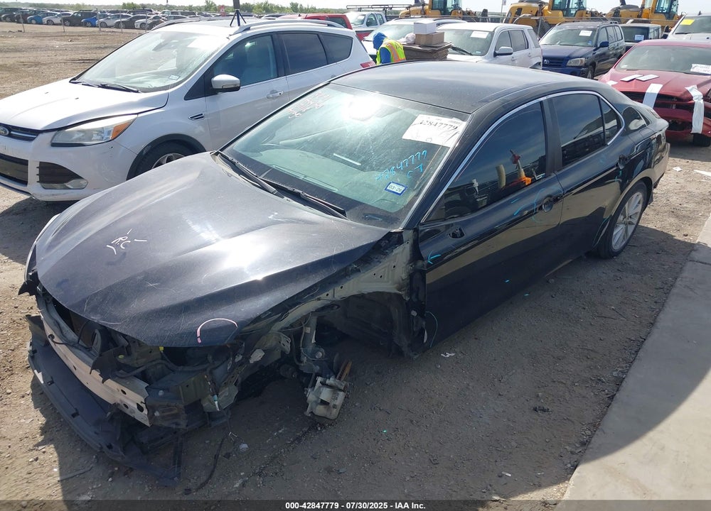 2021 TOYOTA CAMRY LE VIN: 4T1C11AK5MU466209