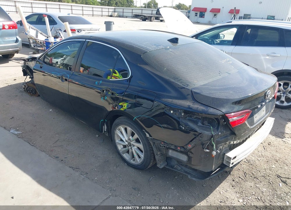 2021 TOYOTA CAMRY LE VIN: 4T1C11AK5MU466209