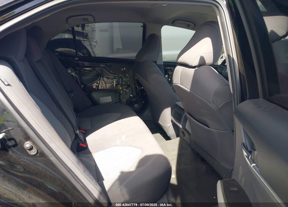 2021 TOYOTA CAMRY LE VIN: 4T1C11AK5MU466209