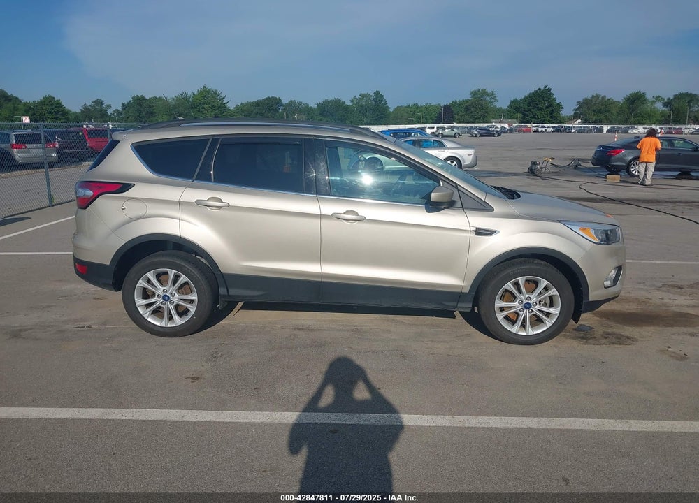 2018 FORD ESCAPE VIN: 1FMCU9GD7JUD57180