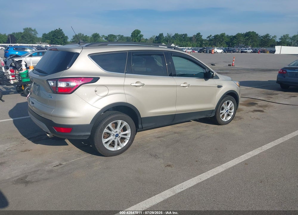 2018 FORD ESCAPE VIN: 1FMCU9GD7JUD57180
