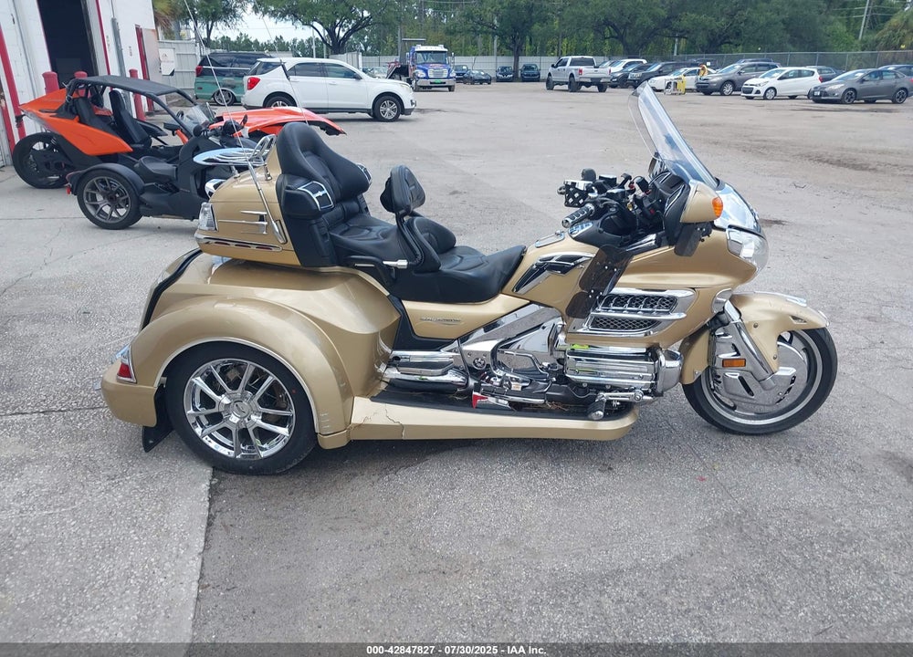 2006 HONDA GL1800 VIN: 1HFSC47F46A507607