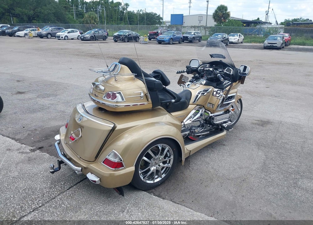 2006 HONDA GL1800 VIN: 1HFSC47F46A507607