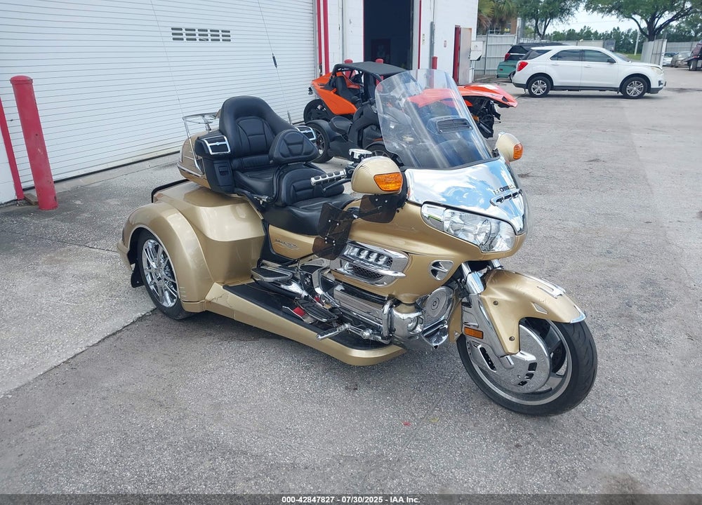 2006 HONDA GL1800 VIN: 1HFSC47F46A507607