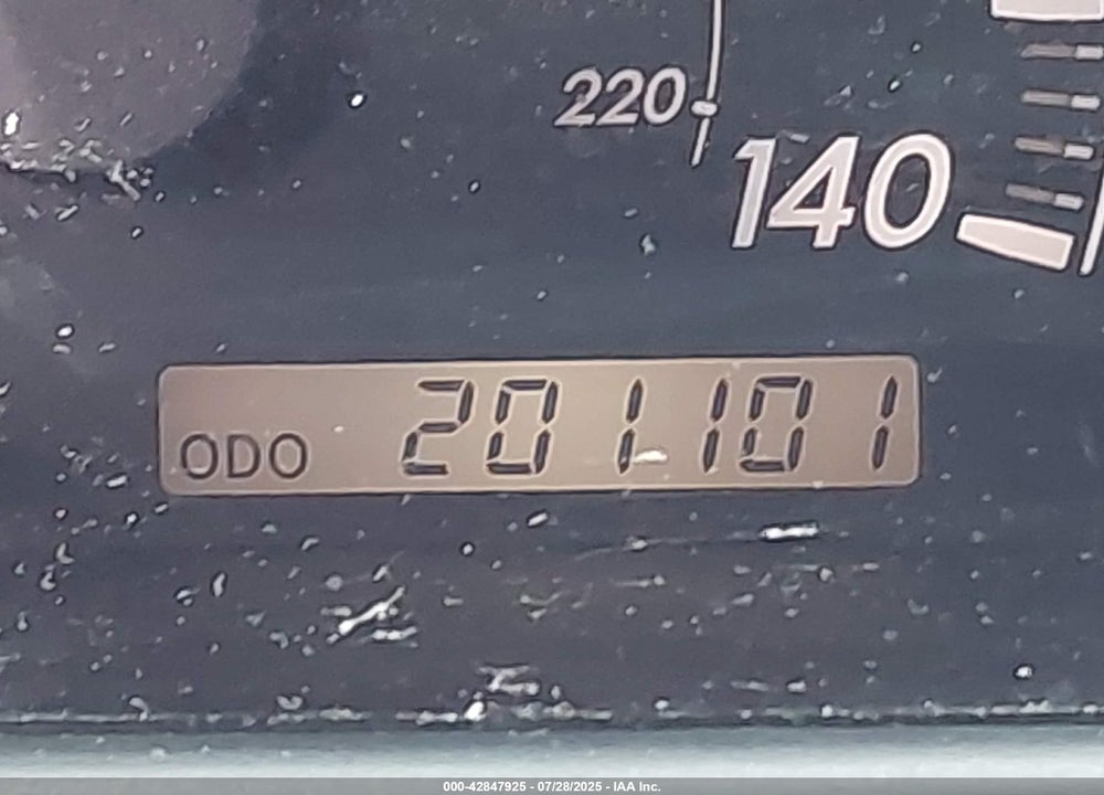 2005 TOYOTA CAMRY LE VIN: 4T1BE30K15U526209