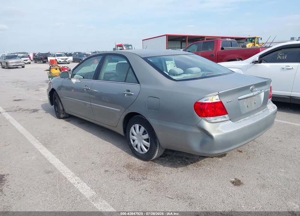 2005 TOYOTA CAMRY LE VIN: 4T1BE30K15U526209