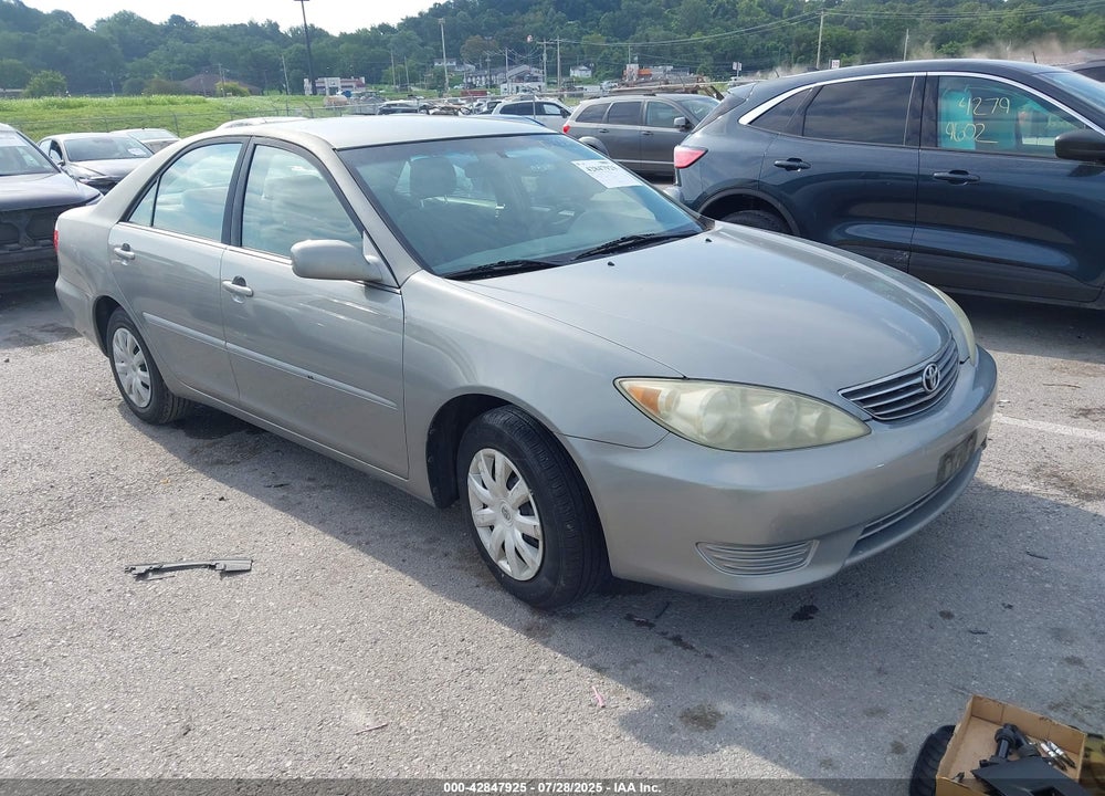 2005 TOYOTA CAMRY LE VIN: 4T1BE30K15U526209
