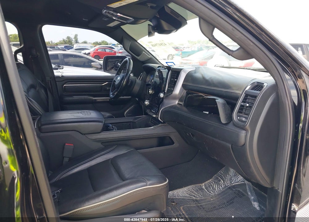 2019 RAM 1500 LIMITED 4X4 5'7 BOX VIN: 1C6SRFHTXKN603079