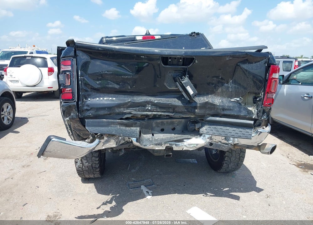 2019 RAM 1500 LIMITED 4X4 5'7 BOX VIN: 1C6SRFHTXKN603079