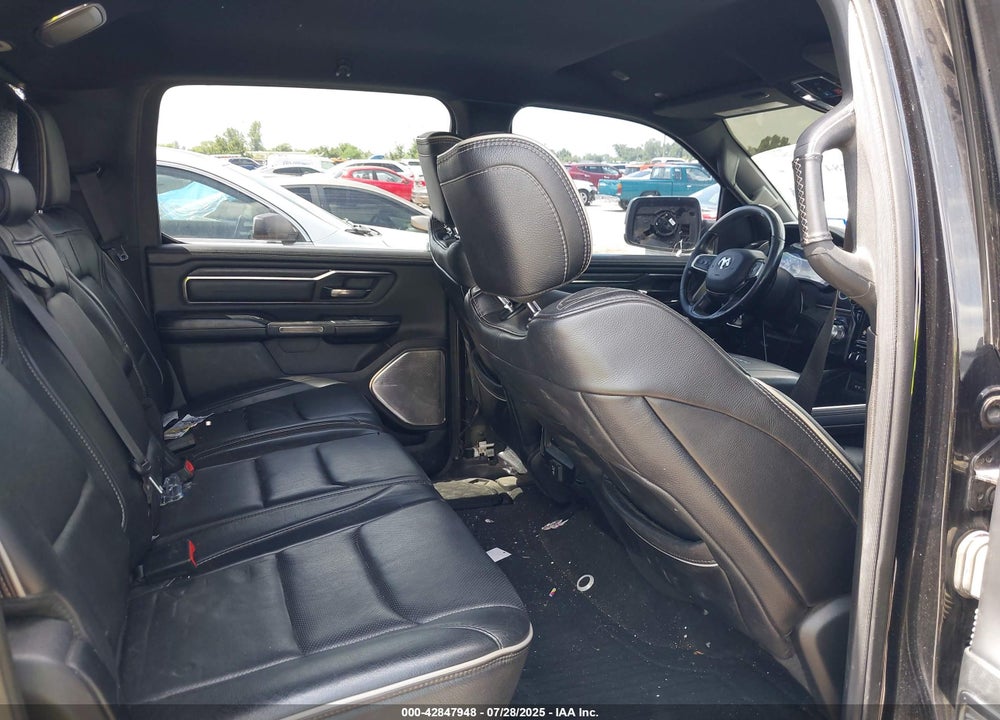 2019 RAM 1500 LIMITED 4X4 5'7 BOX VIN: 1C6SRFHTXKN603079