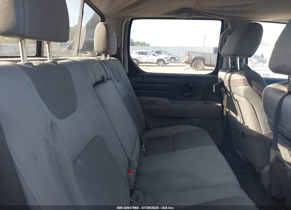 2011 HONDA RIDGELINE VIN: 5FPYK1F46BB454987