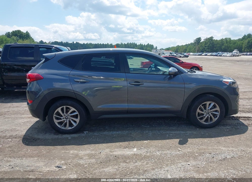 2018 HYUNDAI TUCSON SE VIN: KM8J2CA4XJU630373