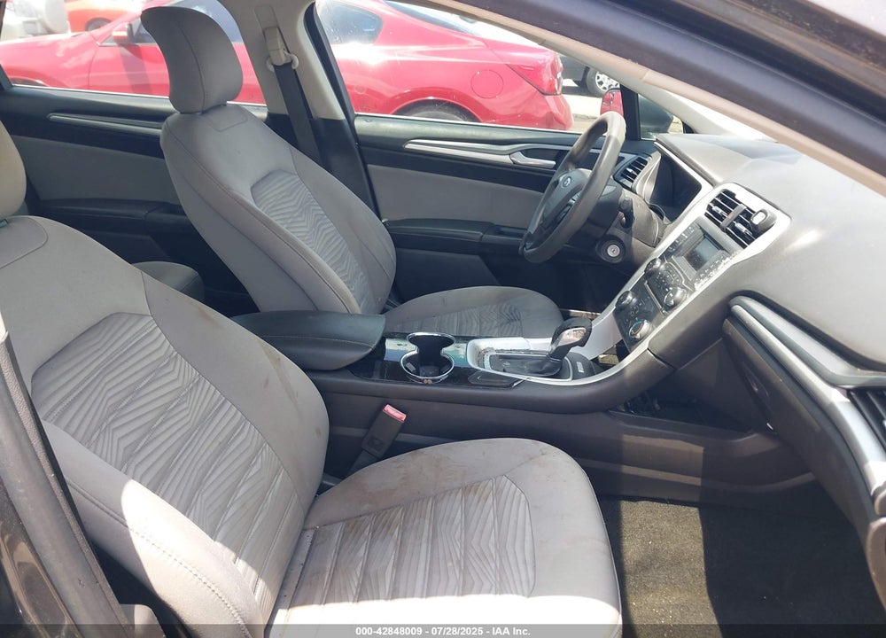 2016 FORD FUSION VIN: 3FA6P0G72GR279105