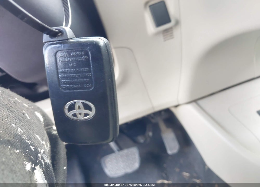 2012 TOYOTA PRIUS VIN: JTDKN3DU8C0333690