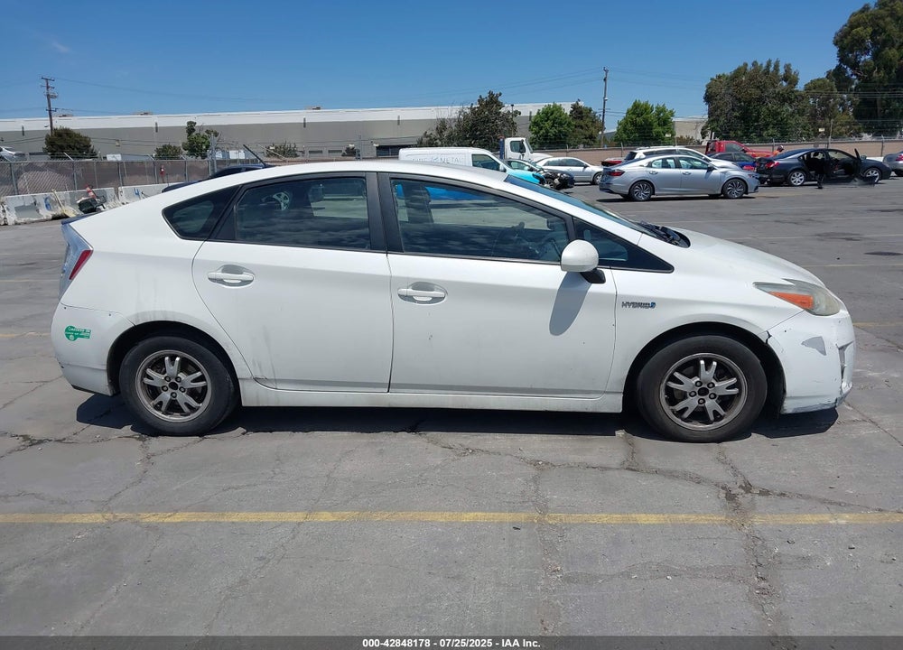 2011 TOYOTA PRIUS VIN: JTDKN3DU7B0251979