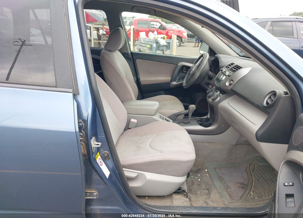 2008 TOYOTA RAV4 BASE V6 VIN: JTMBK33VX86035861