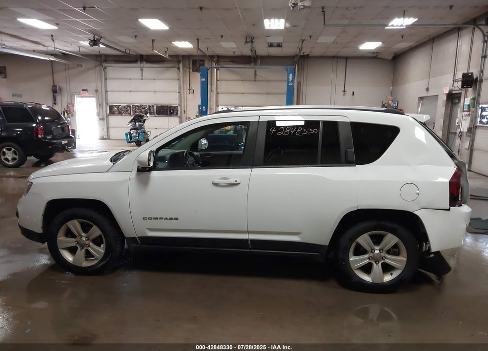 2017 JEEP COMPASS VIN: 1C4NJDEB2HD191039