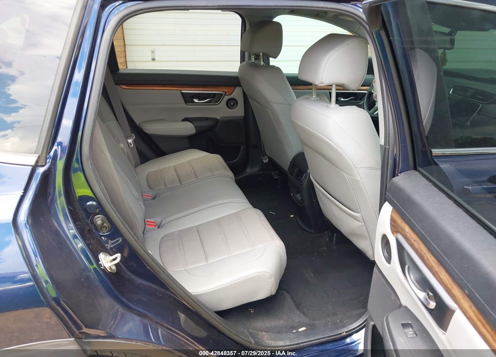 2018 HONDA CR-V VIN: 7FARW1H85JE002663