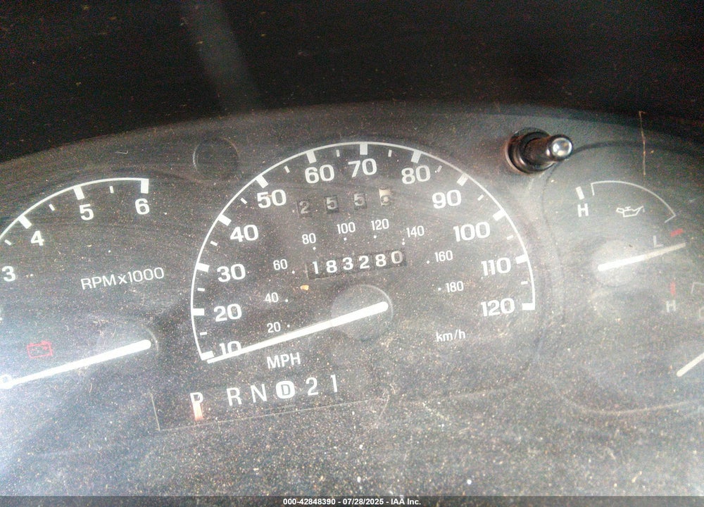 2000 FORD EXPLORER VIN: 1FMDU70E3YUB02516