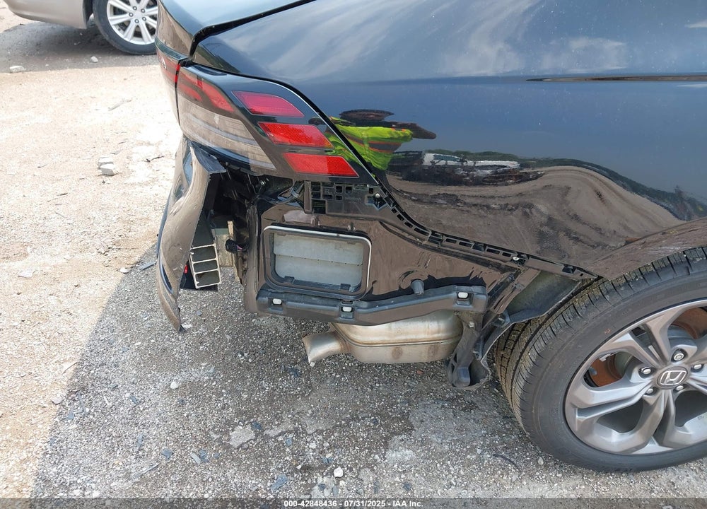 2024 HONDA ACCORD EX VIN: 1HGCY1F30RA040973
