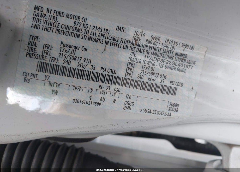 2016 FORD FOCUS VIN: 1FADP3F22GL401877