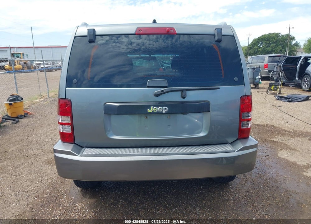 2012 JEEP LIBERTY VIN: 1C4PJLAK1CW108268