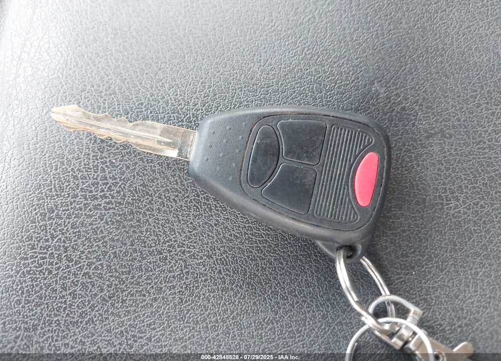 2012 JEEP LIBERTY VIN: 1C4PJLAK1CW108268