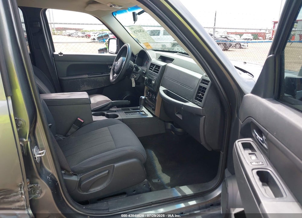 2012 JEEP LIBERTY VIN: 1C4PJLAK1CW108268