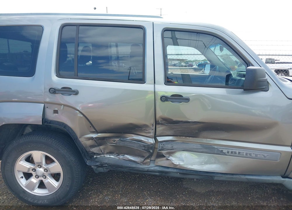 2012 JEEP LIBERTY VIN: 1C4PJLAK1CW108268